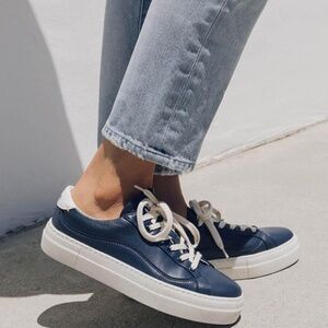 Soludos Vegan Leather Womens Yebo Platform Sneaker Blue/White Worn twice